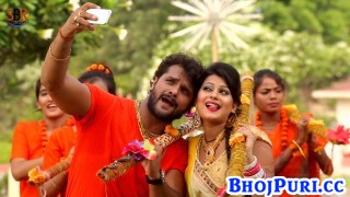 (Video) Selfi Khichal Jayi